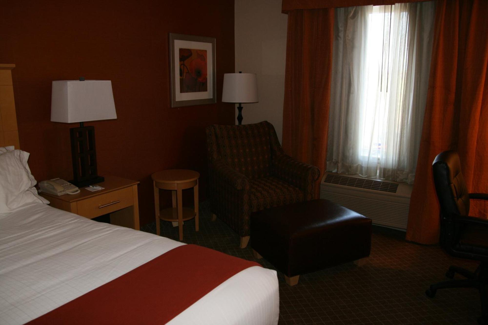 Holiday Inn Express Stockton Southeast By Ihg Eksteriør bilde